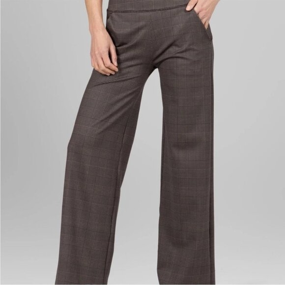 Elegant Women's Straight Leg Pants in Brown - Picture 10 of 11